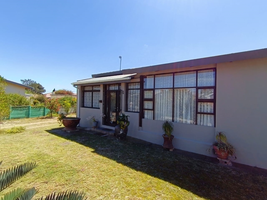 3 Bedroom Property for Sale in Albertinia Western Cape